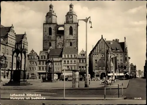 Ak Lutherstadt Wittenberg, Marktplatz, Stadtkirche