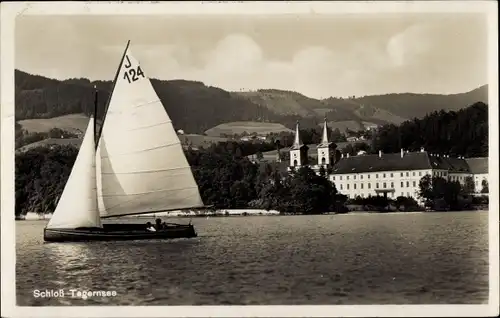 Ak Tegernsee in Oberbayern, Schloss, Segelboot