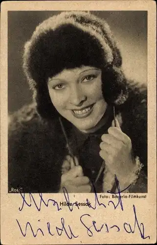 Schauspieler Ak Hilde Sessak, Portrait, Fellmütze, Autogramm