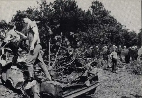 Ak Geschichte Niederlande, Polizisten, Protestierende