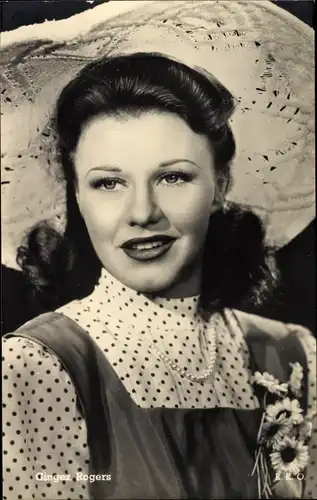 Ak Schauspielerin und Tänzerin Ginger Rogers, Portrait mit Hut