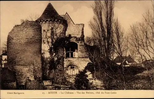 Ak Assier Lot, Le Chateau, Vue des Ruines, cote du Pont-Levis