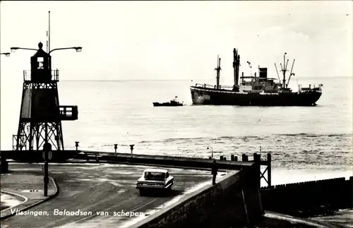 Ak Vlissingen Zeeland Niederlande, Beloodsen van schepen