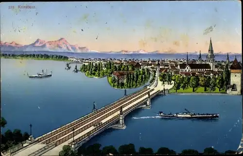 Ak Konstanz am Bodensee, Ortspanorama, Gebirge, Brücke