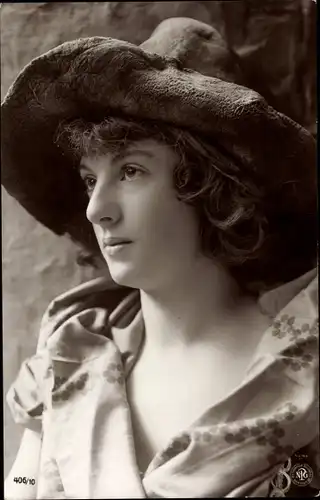 Ak Frau mit Hut, Portrait, NPG 406/10