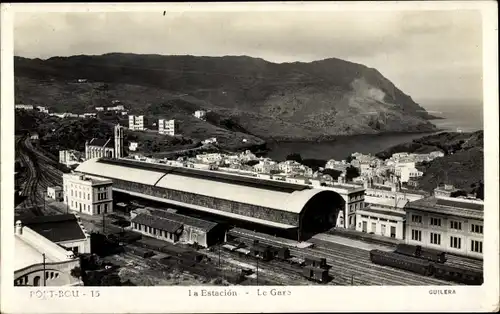 Ak Portbou Katalonien, La Estacion, Bahnhof aus der Vogelschau