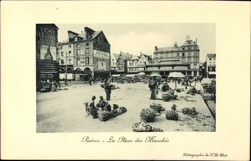 Ak Reims Marne, Le Place des Marches