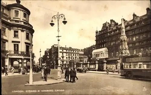 Ak London City England, Strand, Charing Cross
