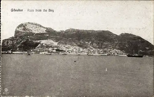 Ak Gibraltar, Felsen aus der Bucht