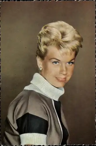 Ak Schauspielerin und Sängerin Doris Day, Portrait
