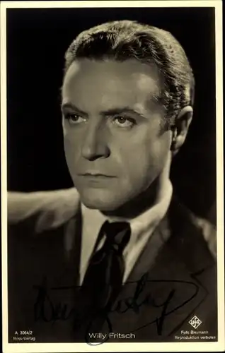 Ak Schauspieler Willy Fritsch, Portrait, Ufa Film, Ross Verlag A 3064 2, Autogramm