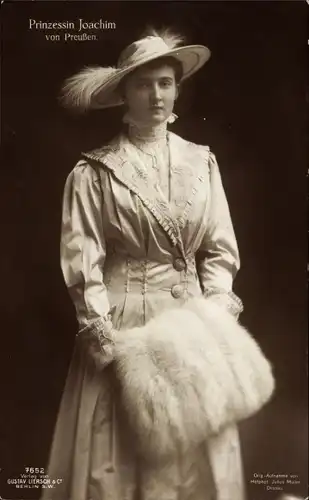 Ak Prinzessin Marie Auguste von Anhalt, Ehefrau von Joachim von Preußen, Federhut, Liersch 7652