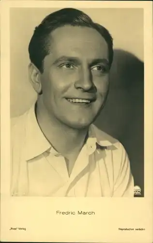 Ak Schauspieler Fredric March, Portrait, Ross Verlag