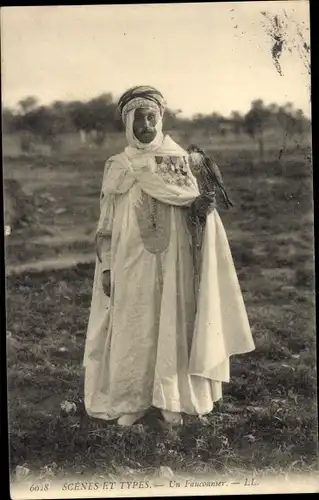 Ak Araber mit Falke, Arabische Tracht, Maghreb