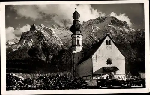 Ak Mittenwald in Oberbayern, Kirche, Berge