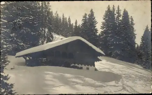 Ak Schönried Kanton Bern, Hornegglihütte im Schnee