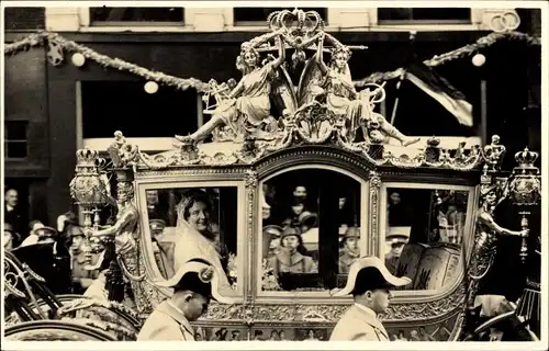 Ak Hochzeit Königin Juliana und Prinz Bernhard zur Lippe, Goldene Kutsche, 1937