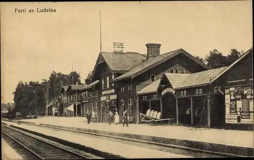 Ak Ludvika Schweden, Bahnhof, Gleisseite