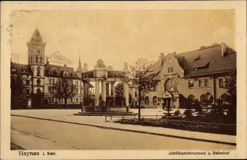 Ak Chojnów Haynau Schlesien, Jubiläumsbrunnen, Bahnhof