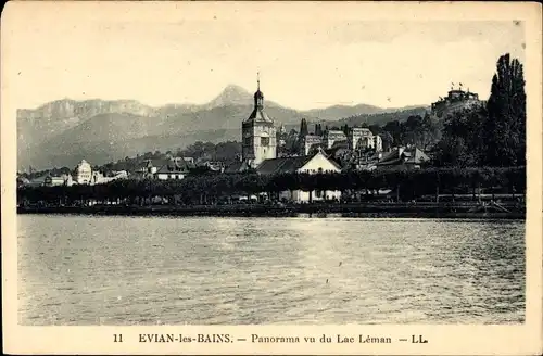 Ak Évian les Bains Haute Savoie, Panorama vom Genfersee aus gesehen