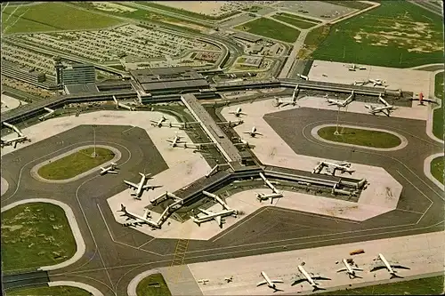 Ak Amsterdam Nordholland Niederlande, International Airport Schiphol, Luftaufnahme