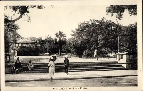 Ak Dakar Senegal, Place Protet