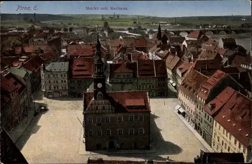 Ak Pirna an der Elbe, Markt mit Rathaus, Häuser, Glockenturm