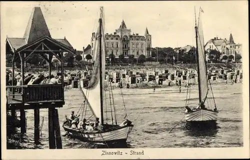 Ak Ostseebad Zinnowitz auf Usedom, Strandpartie, Ortsansicht, angeleinte Segelboote, Seebrücke