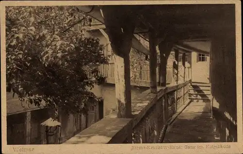 Ak Weimar in Thüringen, Kirms-Krackow-Haus, Gang im Hofgebäude