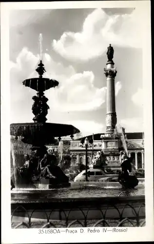 Ak Lisboa Lissabon Portugal, Blick auf Brunnen, Praca D. Pedro IV Rossio