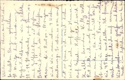 Ak Hilterfingen Thun Kanton Bern Schweiz, Gesamtansicht, Gebirge, Kirchturm