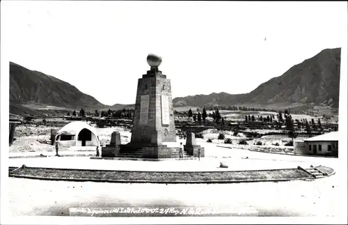 Ak Quito Ecuador, Mitad del Mundo, Denkmal