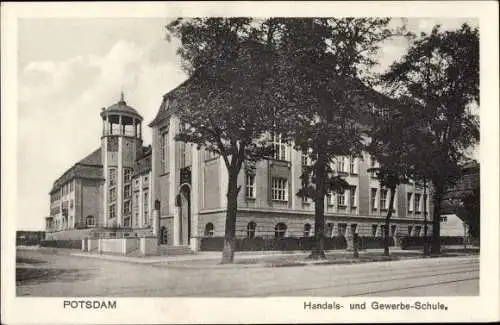 Ak Potsdam in Brandenburg, Handels- und Gewerbe-Schule