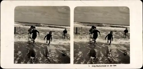 Stereo Foto Jung-Deutschland an der See, Kinder im Meer