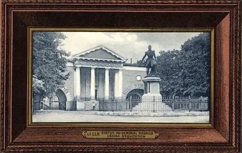 Passepartout Ak Lille Nord, Statue General Negrier, Reitschule