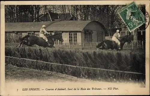 Ak Paris XVI Passy Auteuil, Sport, Auteuil-Rennen, Springen in der Haie des Tribunes