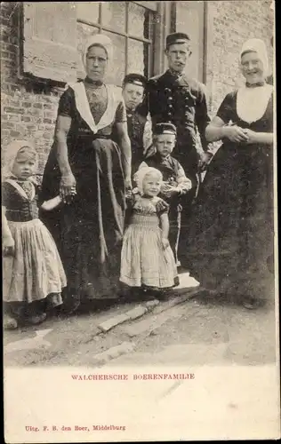 Ak Walchersche Boerenfamilie, Niederländische Volkstracht