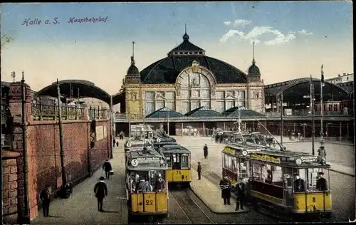 Ak Halle an der Saale, Blick auf den Hauptbahnhof, Straßenseite, Straßenbahnen