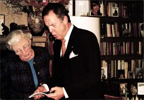 Ak Joe Brink besuchte die Projekte von Save the Children in Burkina Faso, Prinzessin Juliana