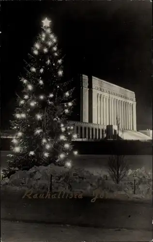 Ak Helsinki Helsingfors Finnland, Amtsgebäude, geschmückter Tannenbaum