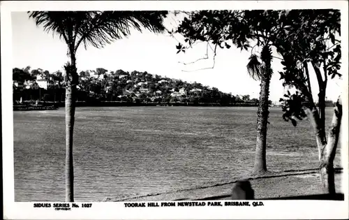 Ak Brisbane Australien, Toorak Berg vom Newstead Park aus gesehen