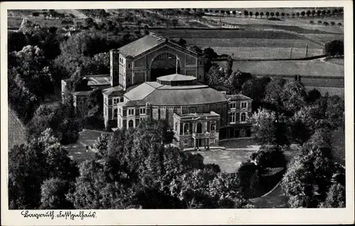 Ak Bayreuth in Oberfranken, Festspielhaus mit Umgebung