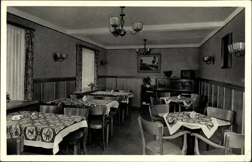 Ak Elkeringhausen Winterberg im Sauerland, Gasthof Josef Müller, Innenansicht