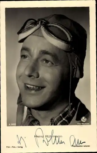 Ak Schauspieler Heinz Rühmann, Portrait, Fliegerbrille, Autogramm