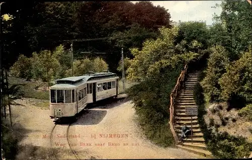 Ak Nijmegen-Gelderland, Straße von Berk nach Berg