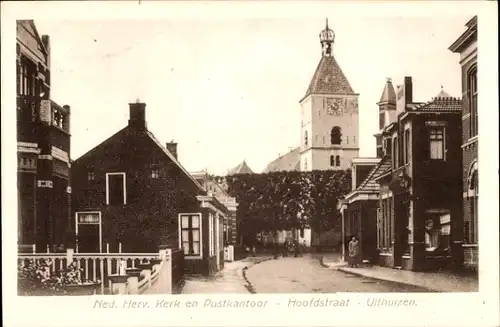 Ak Uithuizen Groningen Niederlande, Ned. Rev. Kirche, Postamt, Hauptstraße