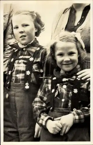 Ak Prinzessinnen Beatrix und Irene der Niederlande, Zermatt 1947