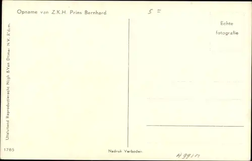 Ak Prinzessin Juliana der Niederlande mit Prinzessin Beatrix, Wiege