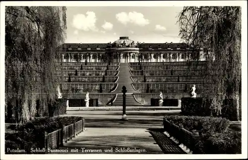 Ak Potsdam, Schloss Sanssouci, Terrassen, Schlossanlagen