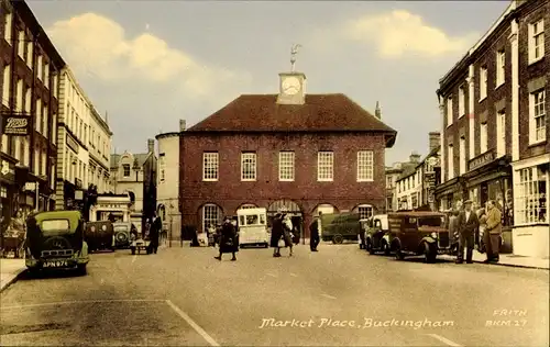Ak Buckingham Buckinghamshire England, Marktplatz